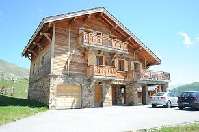 Madame Vacances Les Chalets de l'Altiport