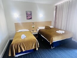 Jacksons Motor Inn