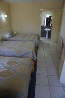 Jacksons Motor Inn
