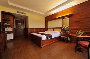 City River Hotel
