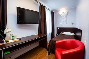 Primo Hotel