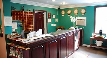 Commons Inn