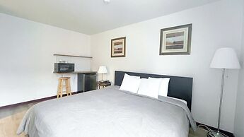 Commons Inn