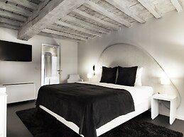 Hotel Harmony
