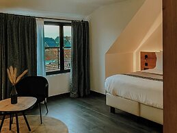 Hotel Harmony