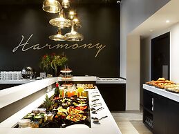 Hotel Harmony