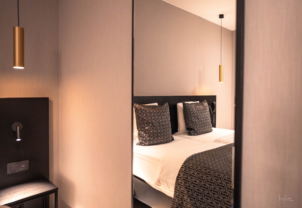 Hotel Harmony