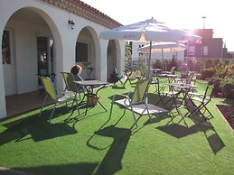 Brit Hotel Bosquet
