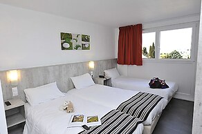 Brit Hotel Bosquet