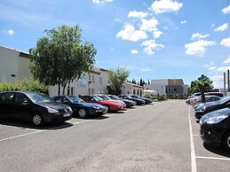 Brit Hotel Bosquet
