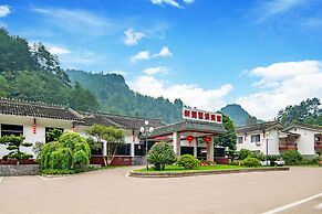 Pipaxi Hotel