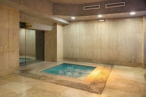 Orka Royal Hotel & Spa