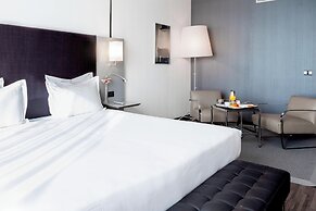 AC Hotel by Marriott Madrid Airport