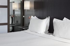 AC Hotel by Marriott Madrid Airport