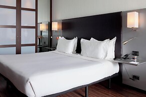 AC Hotel by Marriott Madrid Airport