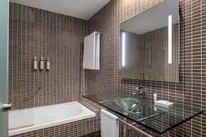 AC Hotel by Marriott Madrid Airport