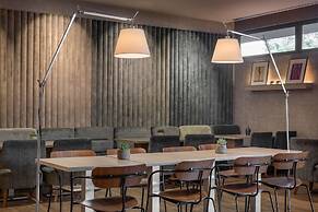 AC Hotel by Marriott Madrid Airport