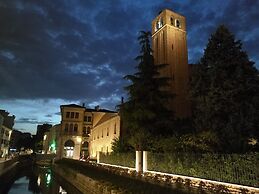 Hotel Aurora