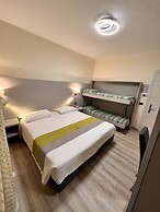 Hotel Aurora