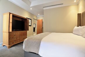 Raphael Penthouse Suites