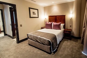 Raphael Penthouse Suites