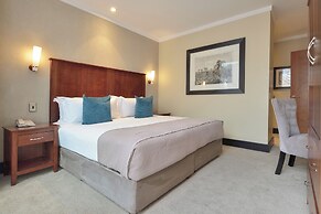 Raphael Penthouse Suites