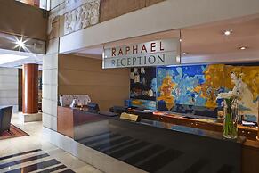 Raphael Penthouse Suites