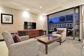 Raphael Penthouse Suites