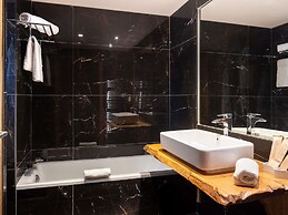 Mercure Brignoles Golf De Barbaroux