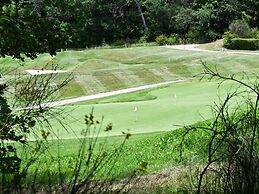 Mercure Brignoles Golf De Barbaroux