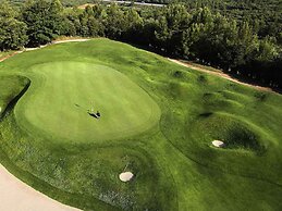 Mercure Brignoles Golf De Barbaroux