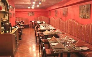 Golden Carven Hotel