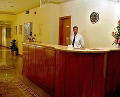 Golden Carven Hotel
