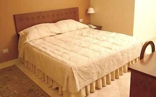 Golden Carven Hotel