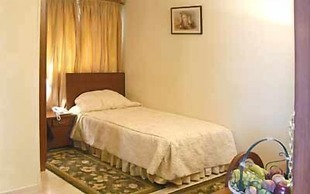 Golden Carven Hotel