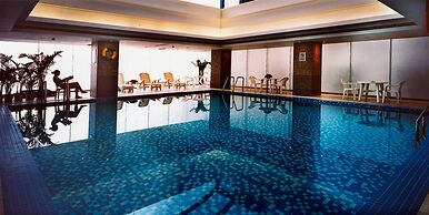Aurum International Hotel