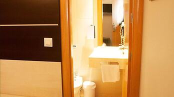 Universal Hotel