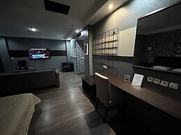 Athina Airport Hotel