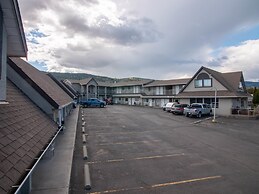 Best Budget Inn and Suites