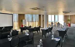 Lagoon Beach Hotel & Spa