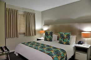 Lagoon Beach Hotel & Spa