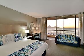Lagoon Beach Hotel & Spa