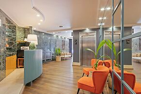 Hotel Acta Azul