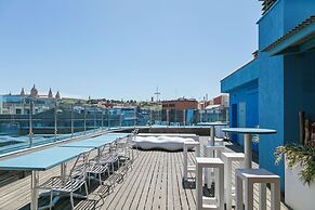 Hotel Acta Azul