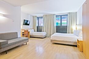 Hotel Acta Azul