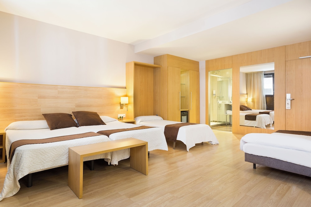 Hotel Acta Azul