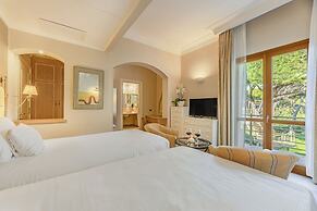 Tombolo Talasso & Beach Resort