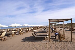 Tombolo Talasso & Beach Resort