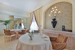 Tombolo Talasso & Beach Resort