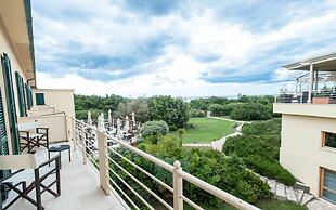 Tombolo Talasso & Beach Resort